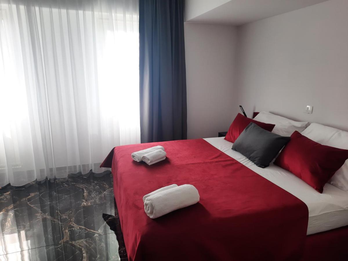 Hotel Prunk Sezana Luaran gambar